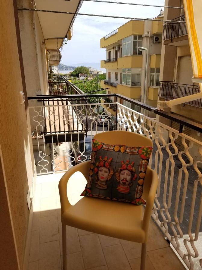Giori Bed and Breakfast Giardini Naxos Eksteriør billede