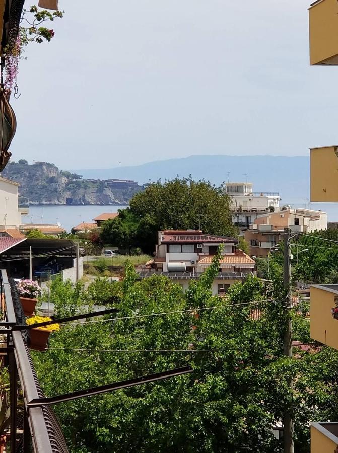 Giori Bed and Breakfast Giardini Naxos Eksteriør billede
